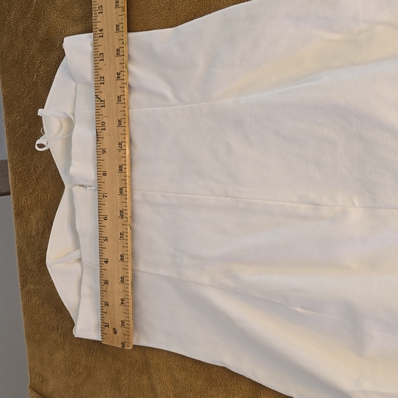 Moda sleeveless white dress, size 4 - Picture 4 of 6